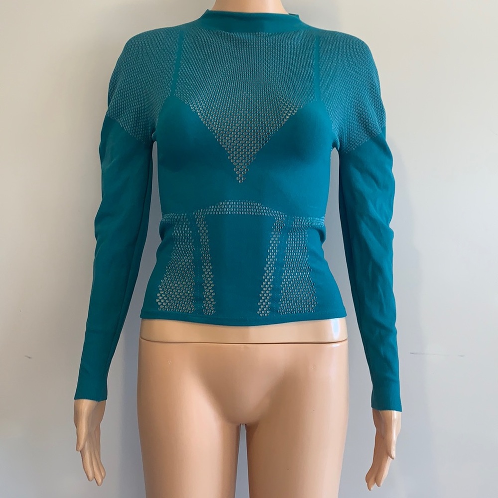 Fabletics long sleeve - Picture 2 of 8